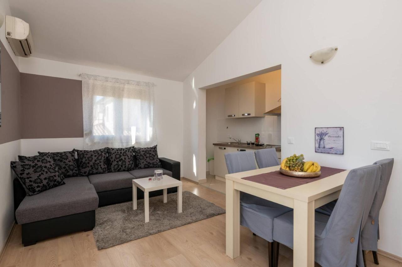 Apartmani Jana Poreč Eksteriør billede