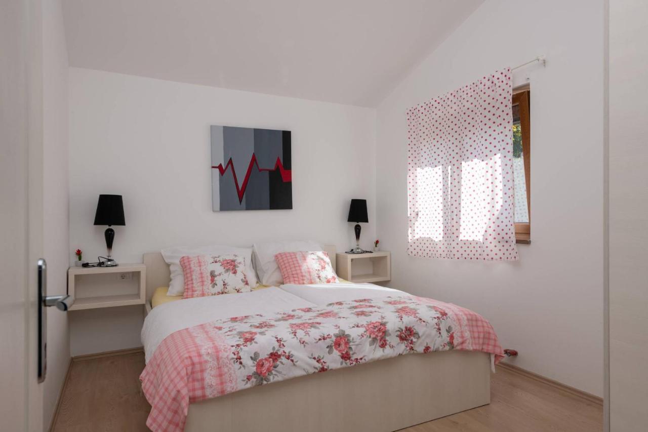Apartmani Jana Poreč Eksteriør billede