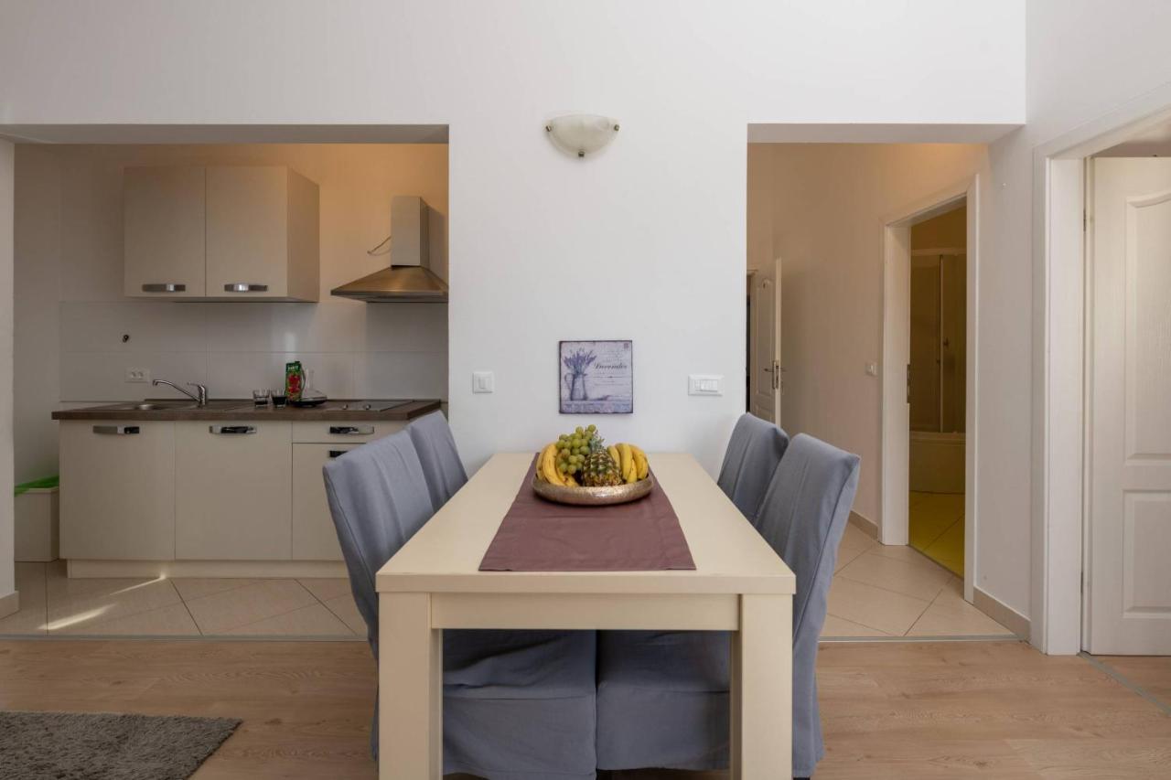 Apartmani Jana Poreč Eksteriør billede