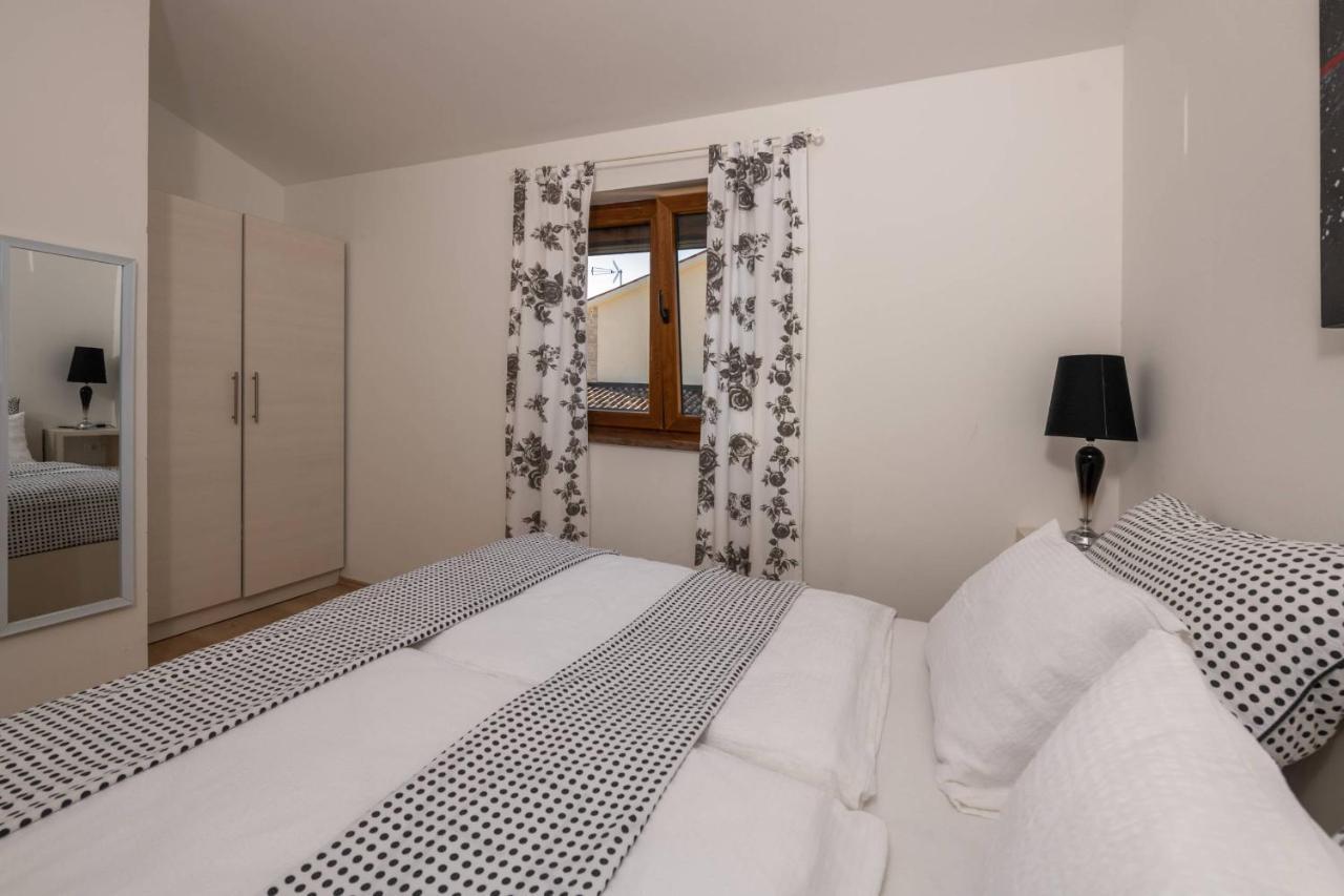 Apartmani Jana Poreč Eksteriør billede